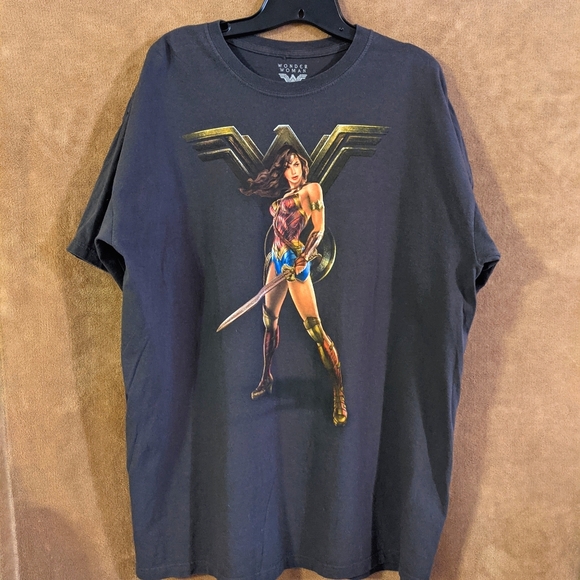 DC Comics Other - Wonder Woman XL Tee